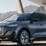 گلس مانیتور و محافظ کابین خودرو آ‌ًودی audi Q5 tron 2024